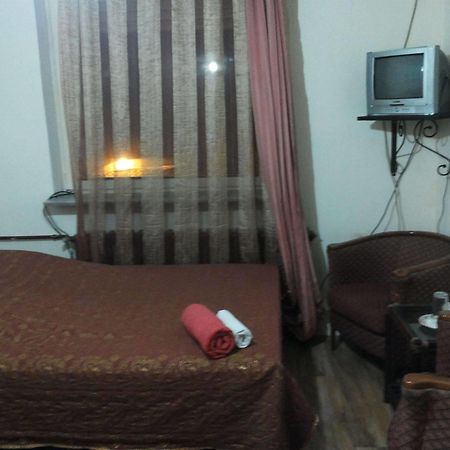 Hotel Vuk 斯科普里 外观 照片