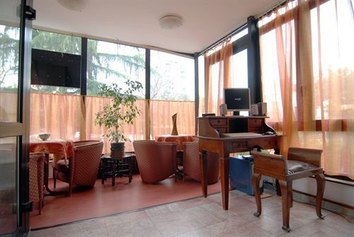 Hotel Vuk 斯科普里 外观 照片