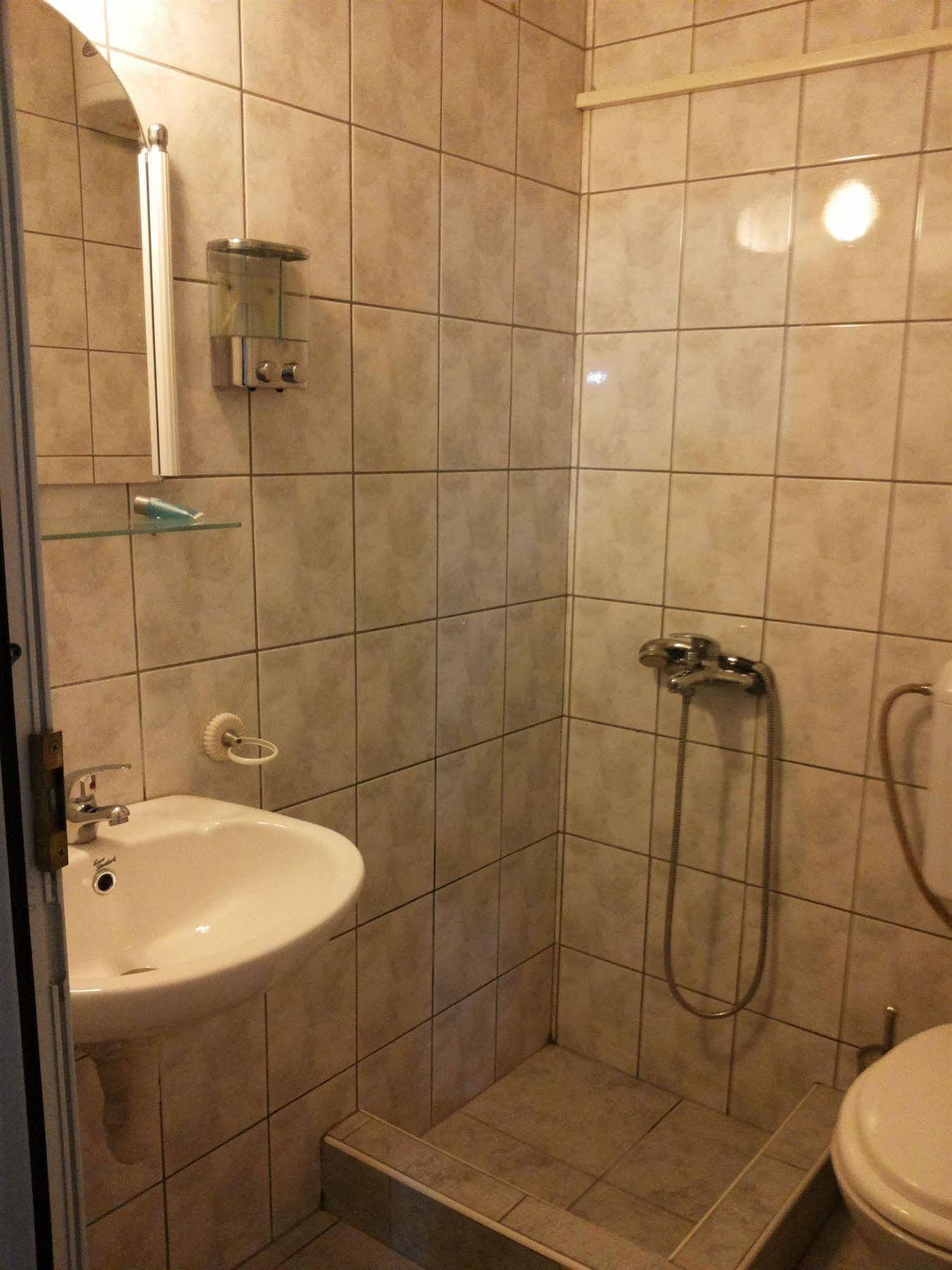 Hotel Vuk 斯科普里 外观 照片